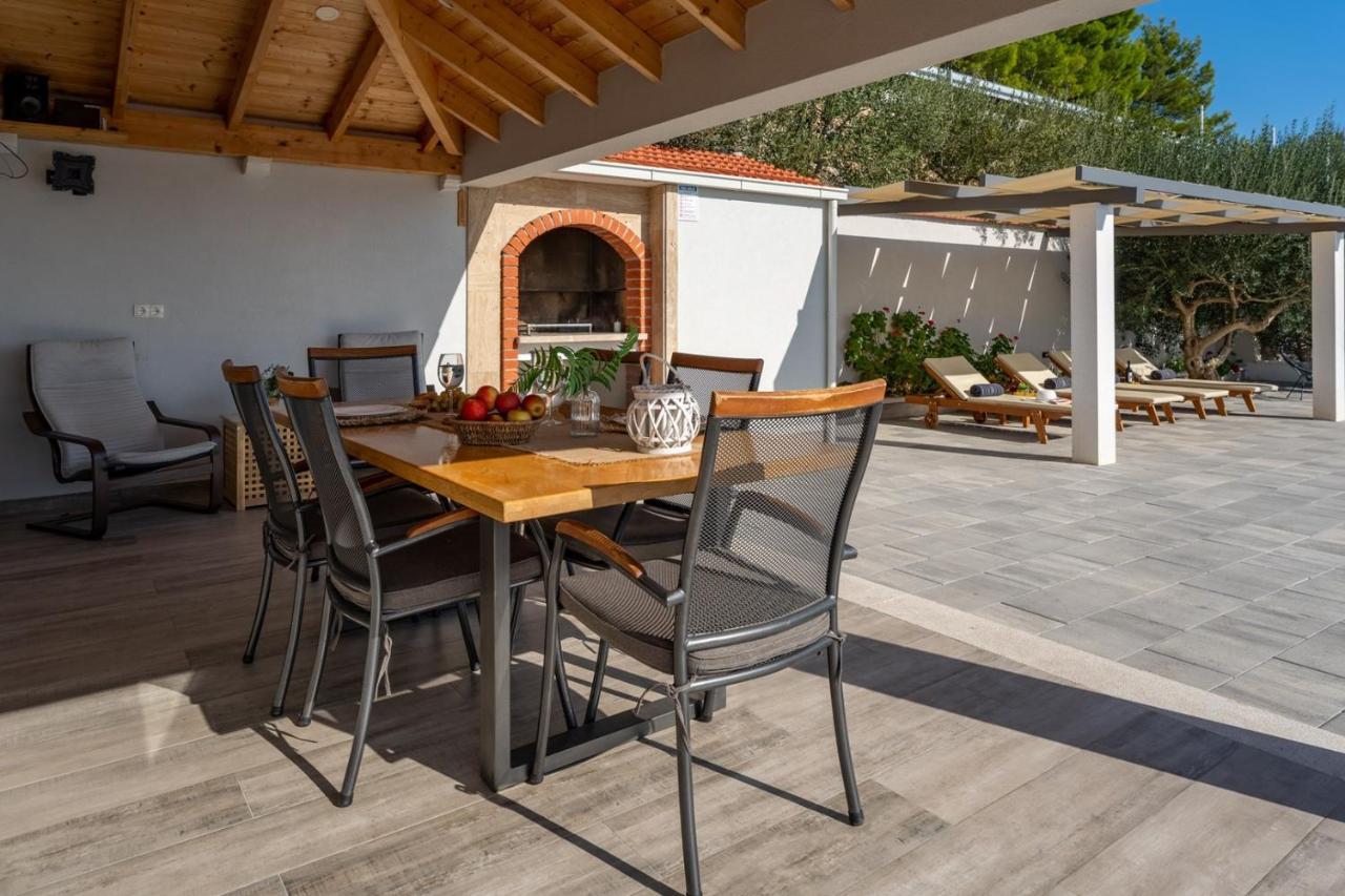 Villa Dream With Private Pool, 2 Bedrooms With En-Suite Bathrooms, Sea View Omiš Zewnętrze zdjęcie